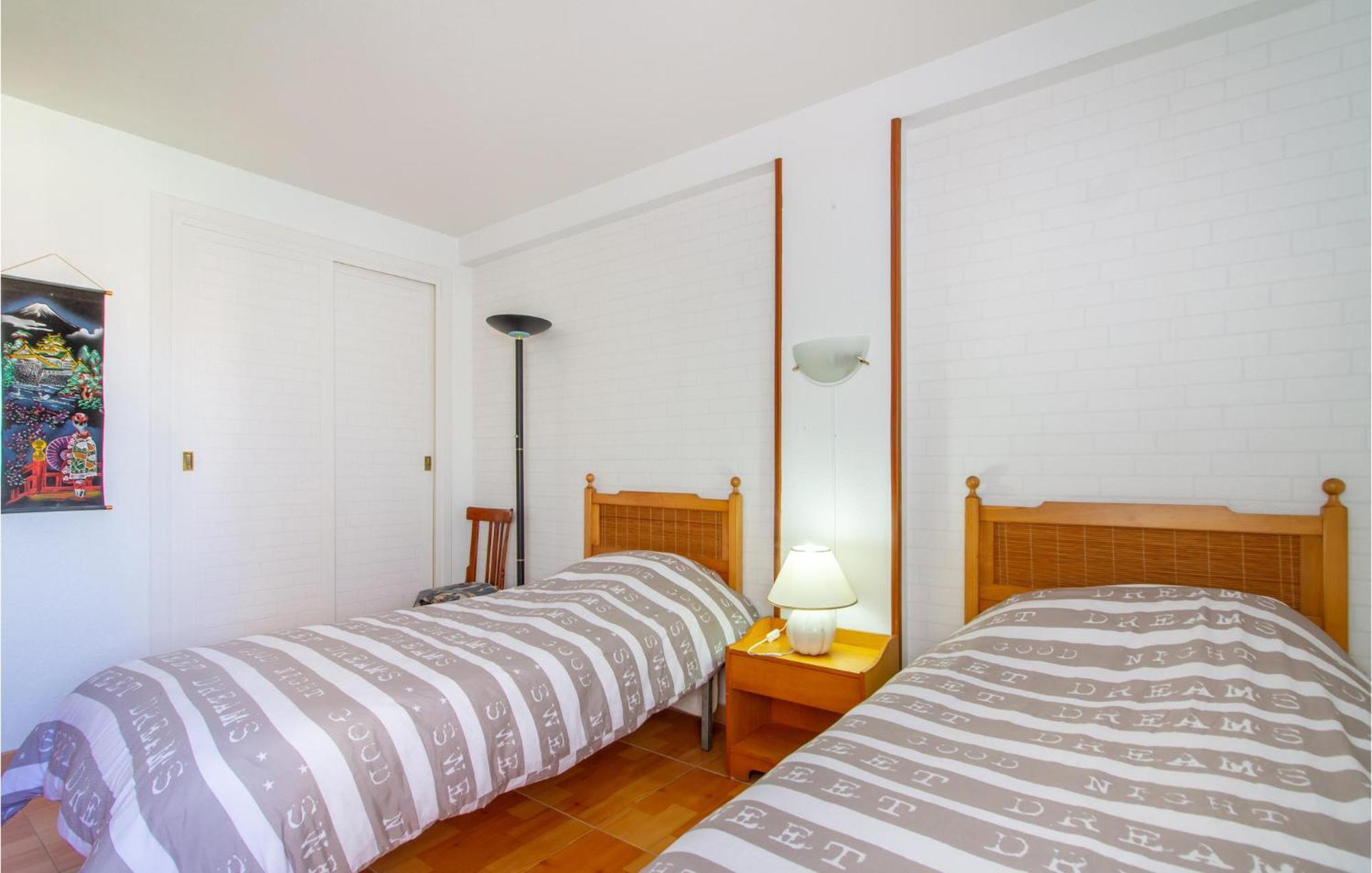 Stunning Apartment In Gandia With Kitchen 외부 사진